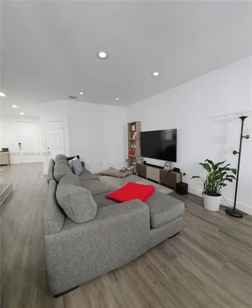 $4,350 | 11625 Northwest 87th Lane, Unit 11625, Doral, FL 33178