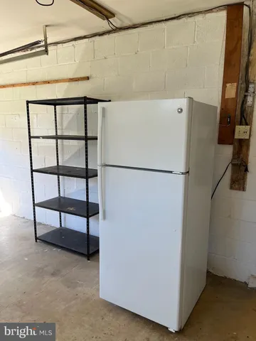 $3,600 | 5233 Pommeroy Drive, Fairfax, VA 22032