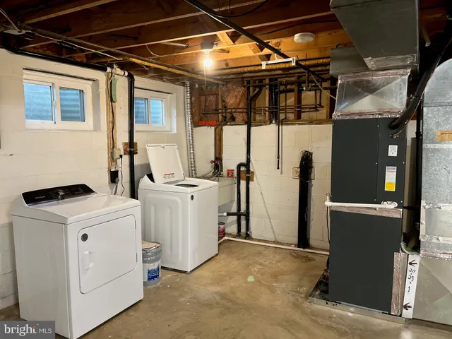 $3,600 | 5233 Pommeroy Drive, Fairfax, VA 22032