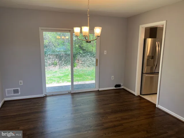 $3,600 | 5233 Pommeroy Drive, Fairfax, VA 22032