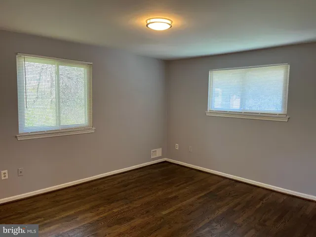 $3,600 | 5233 Pommeroy Drive, Fairfax, VA 22032