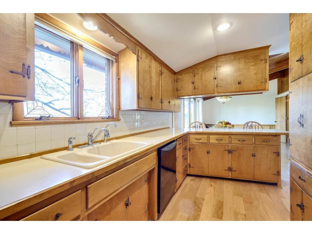 12275 James Road Minnetonka, MN 55343 - Photo 19 of 37 Gallery Image 19