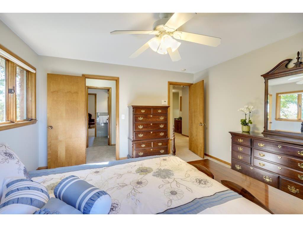 12275 James Road Minnetonka, MN 55343 - Photo 26 of 37 Gallery Image 26