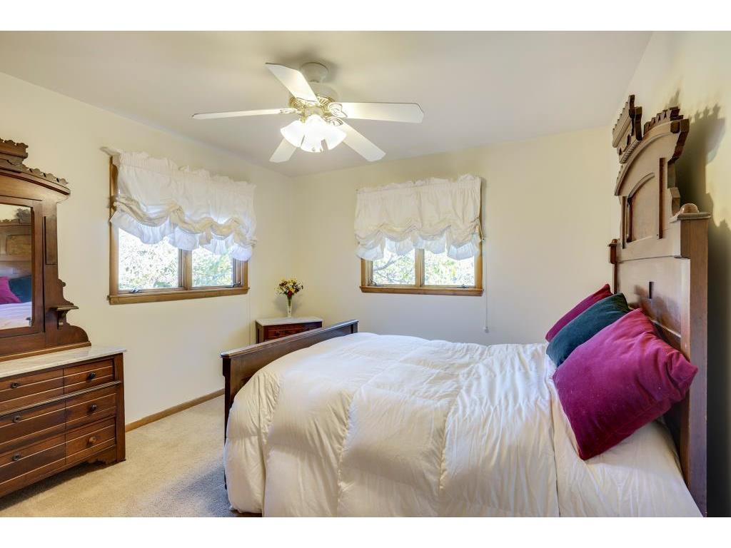 12275 James Road Minnetonka, MN 55343 - Photo 31 of 37 Gallery Image 31
