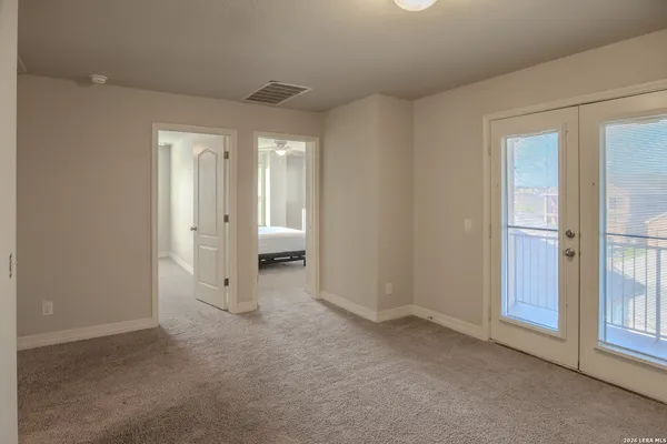 $2,600 | 1306 Begonia, San Antonio, TX 78245