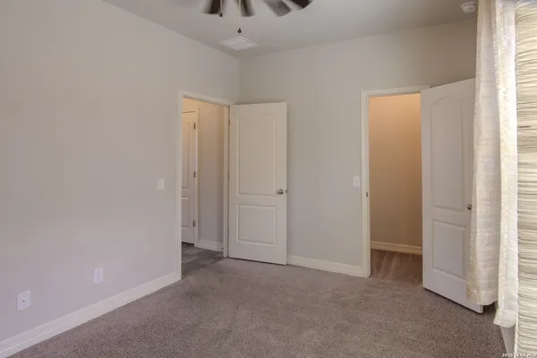 $2,600 | 1306 Begonia, San Antonio, TX 78245