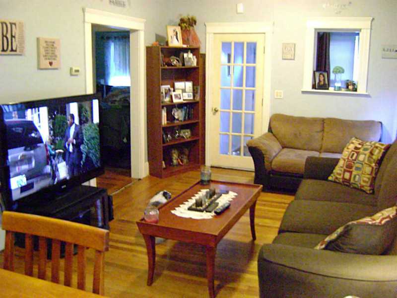 253 Milton Road Warwick, RI 02888 - Photo 4 of 21 Living Room.
