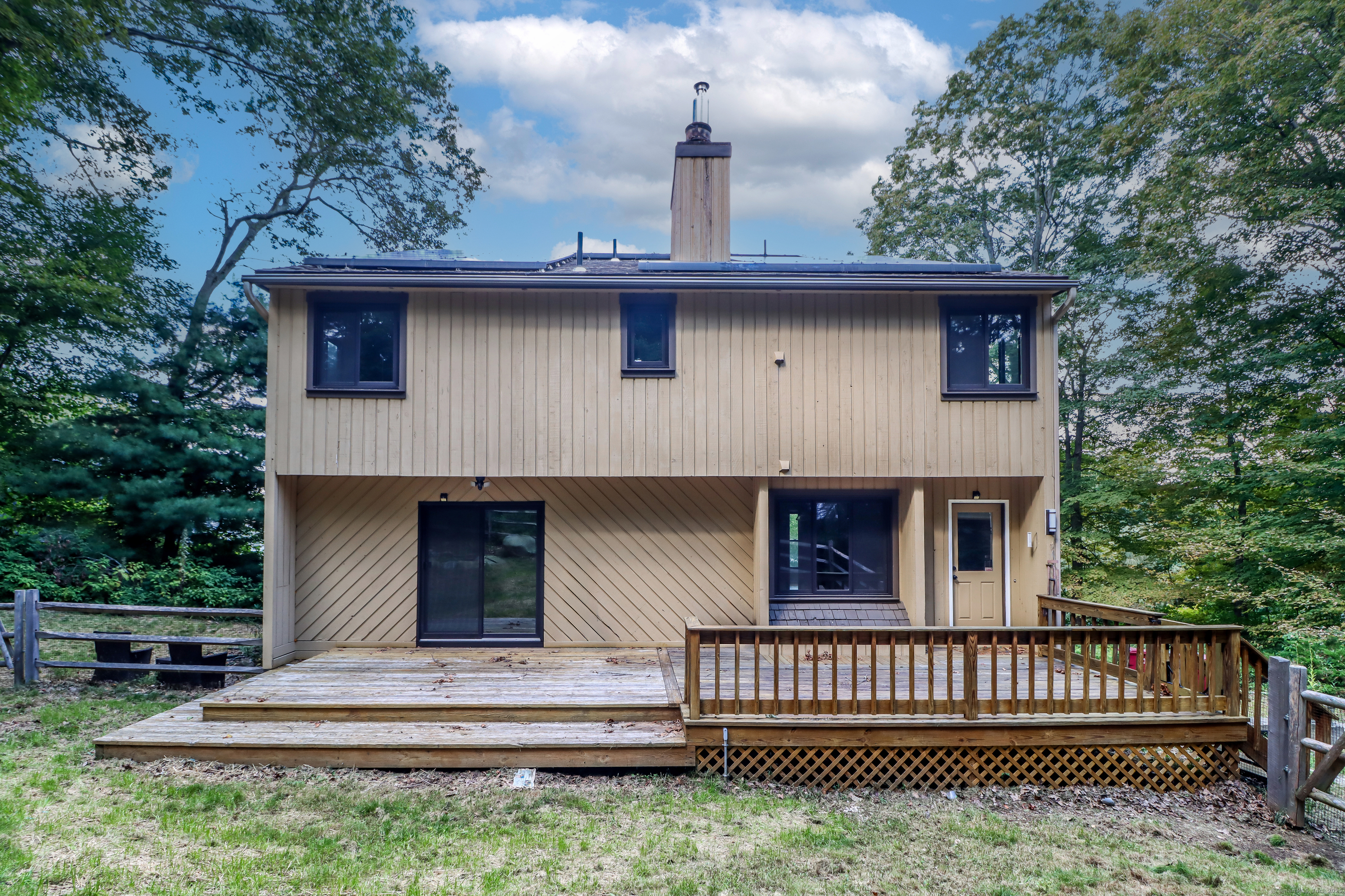 31 Pilgrim Lane Naugatuck, CT 06770 - Photo 30 of 39