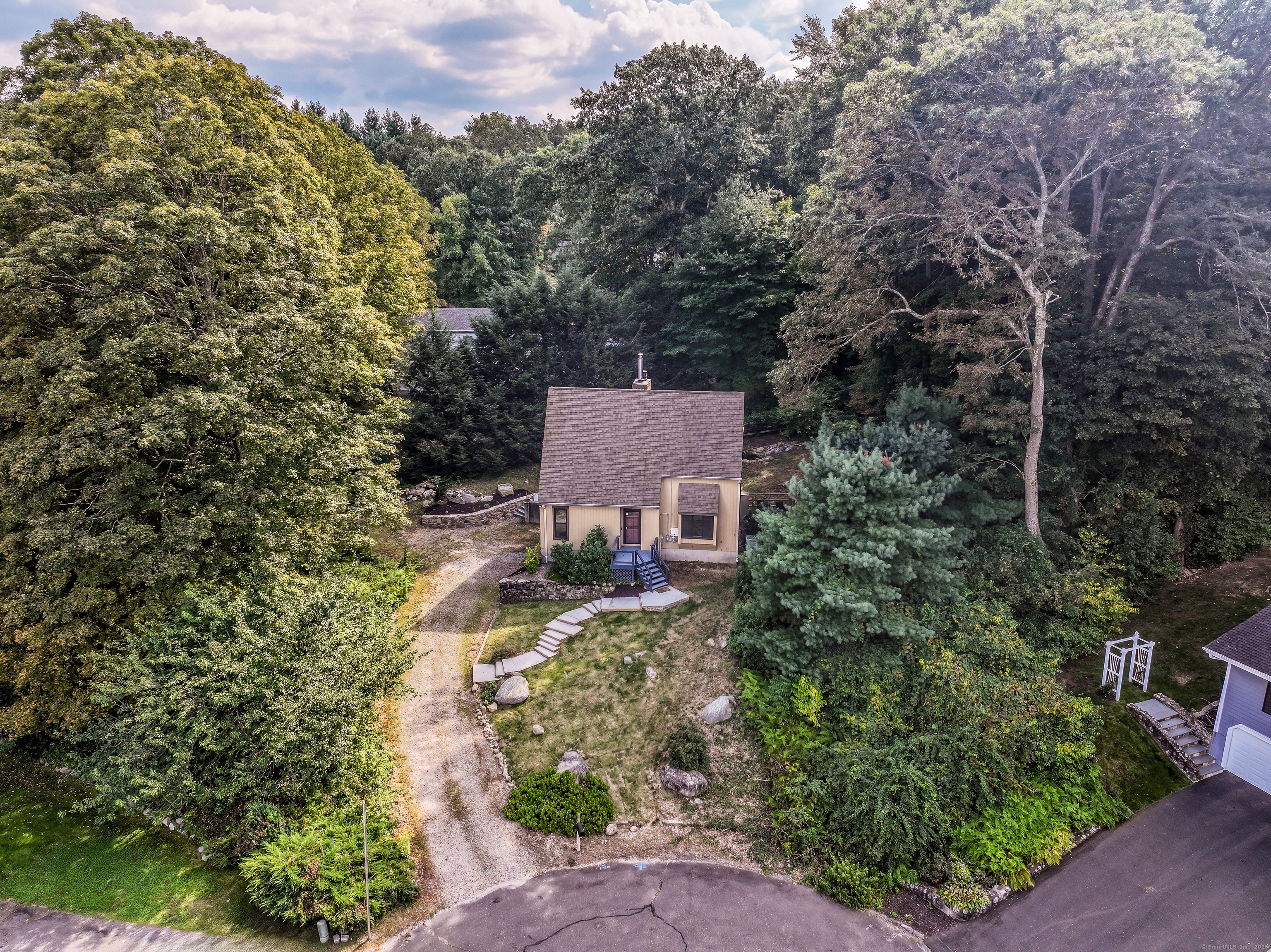 31 Pilgrim Lane Naugatuck, CT 06770 - Photo 36 of 39