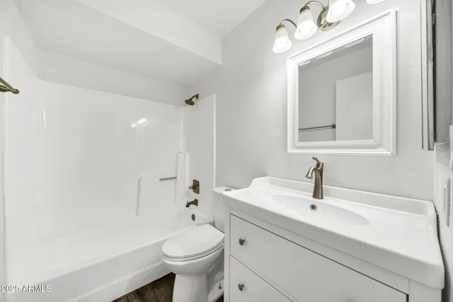 $1,800 | 19601 North 7th Street, Unit 1061, Phoenix, AZ 85024