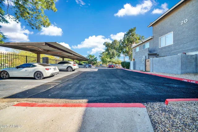 $1,800 | 19601 North 7th Street, Unit 1061, Phoenix, AZ 85024