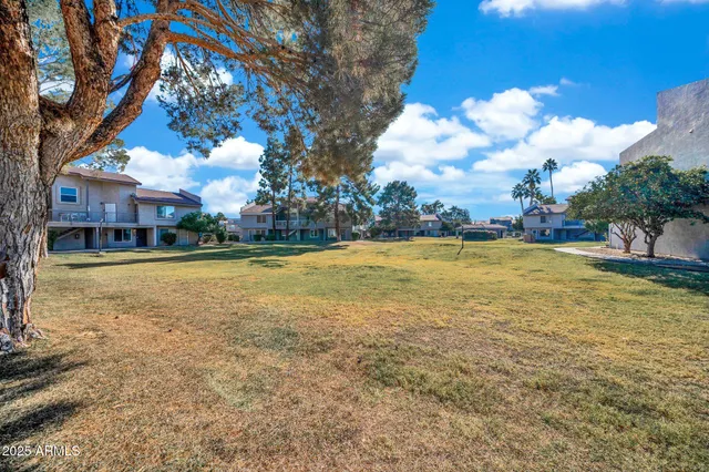 $1,800 | 19601 North 7th Street, Unit 1061, Phoenix, AZ 85024