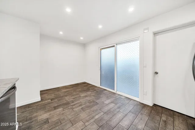 $1,800 | 19601 North 7th Street, Unit 1061, Phoenix, AZ 85024