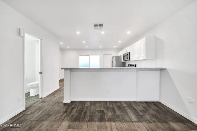 $1,800 | 19601 North 7th Street, Unit 1061, Phoenix, AZ 85024