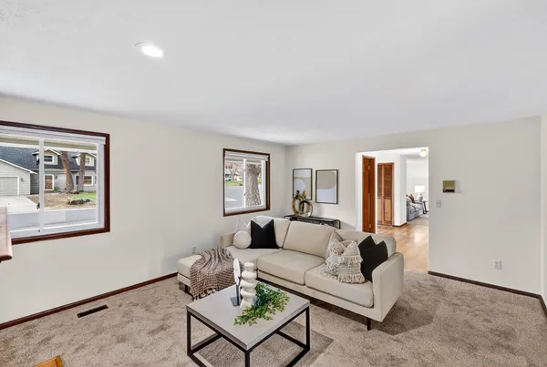 $549,500 | 9806 North Seminole Drive, Spokane, WA 99208