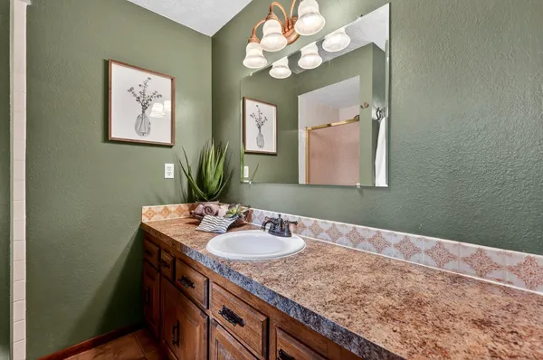 $549,500 | 9806 North Seminole Drive, Spokane, WA 99208