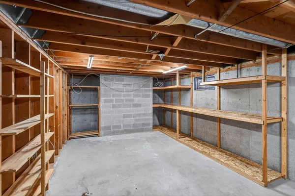 $549,500 | 9806 North Seminole Drive, Spokane, WA 99208