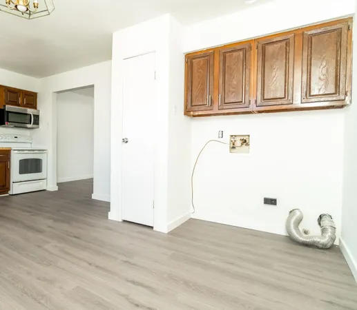 $189,000 | 213 Bastrop Street, Angleton, TX 77515