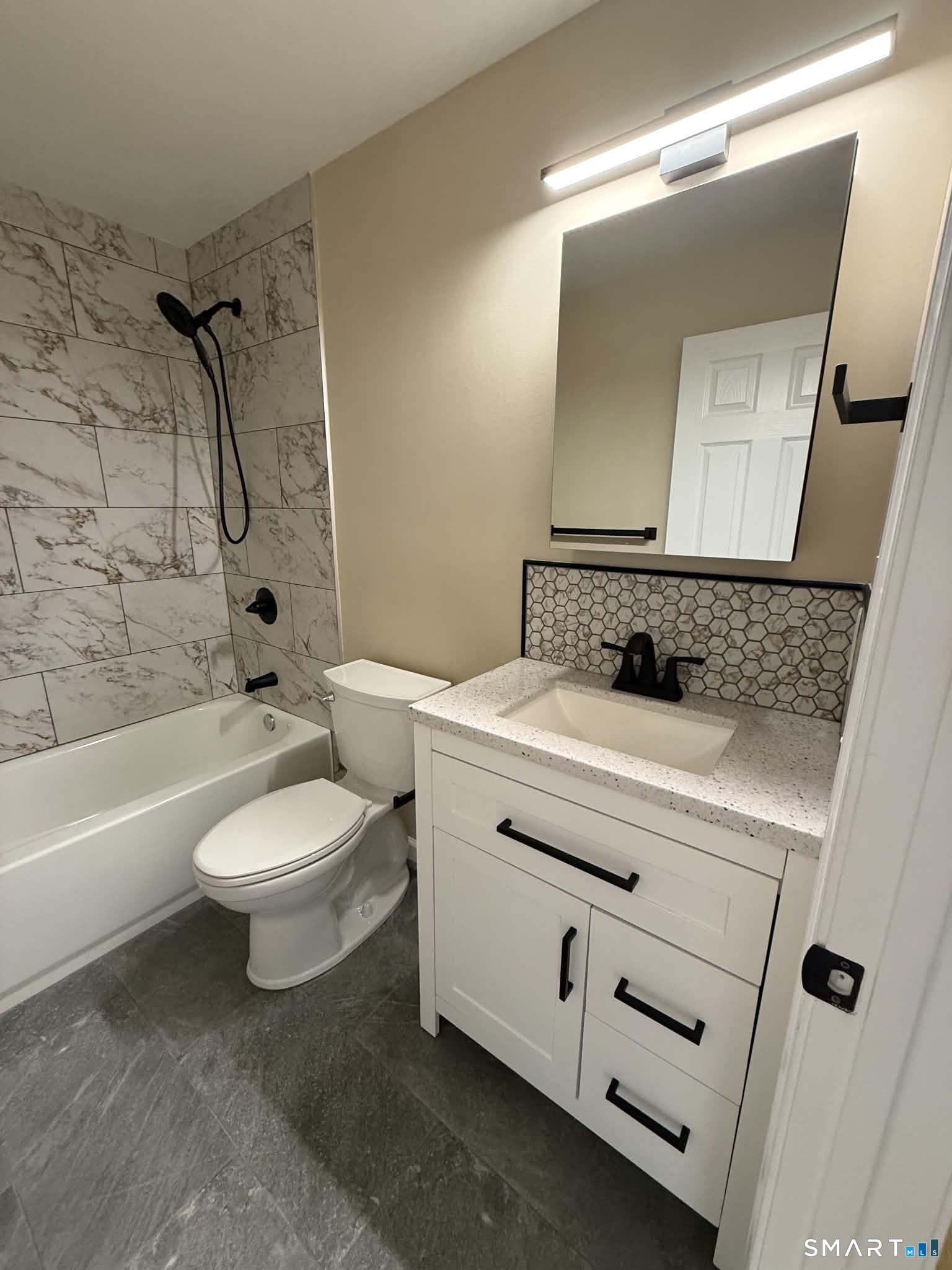 1001 Old Colony Road, Unit 24 Meriden, CT 06451 - Photo 13 of 23