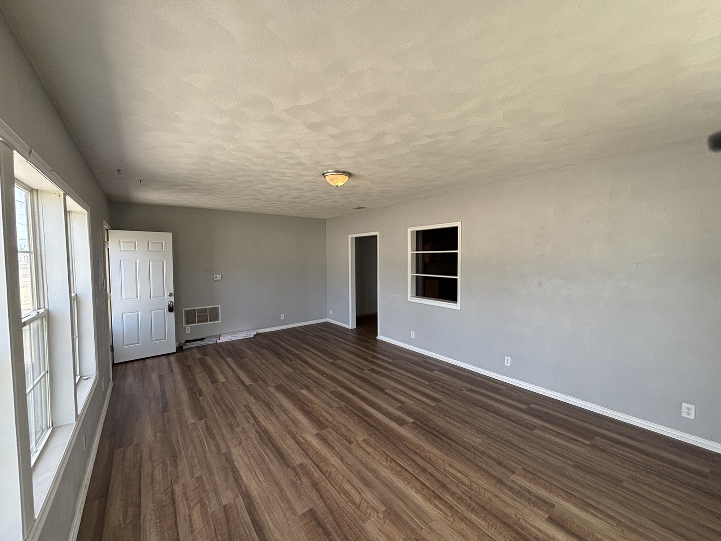 104 5th Street Colona, IL 61241 - Photo 9 of 24