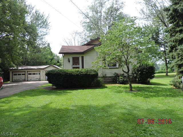 8762 Howland Springs Road Southeast Warren, OH 44484 - Photo 2 of 21 Gallery Image 2