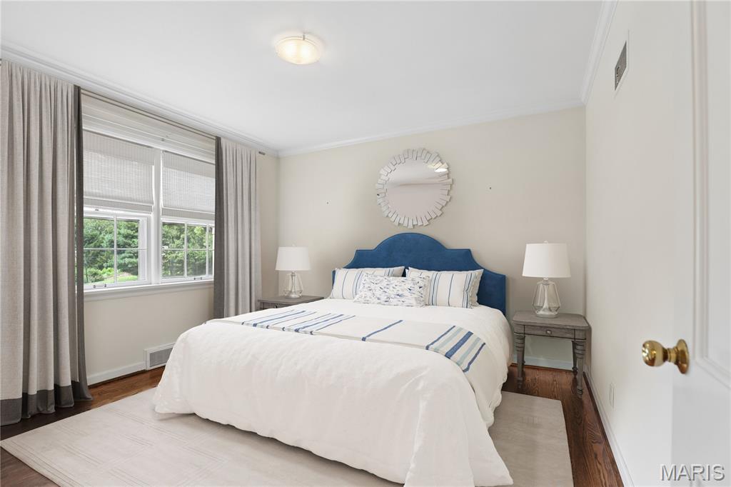 201 Graybridge Road Ladue, MO 63124 - Photo 11 of 17 Gallery Image 11