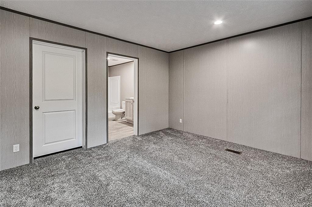 2140 Poole Town Road Asheboro, NC 27205 - Photo 9 of 19