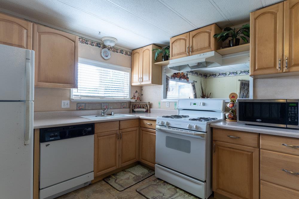 1900 Salinas Road, Unit 37 Moss Landing, CA 95039 - Photo 8 of 27 Gallery Image 8