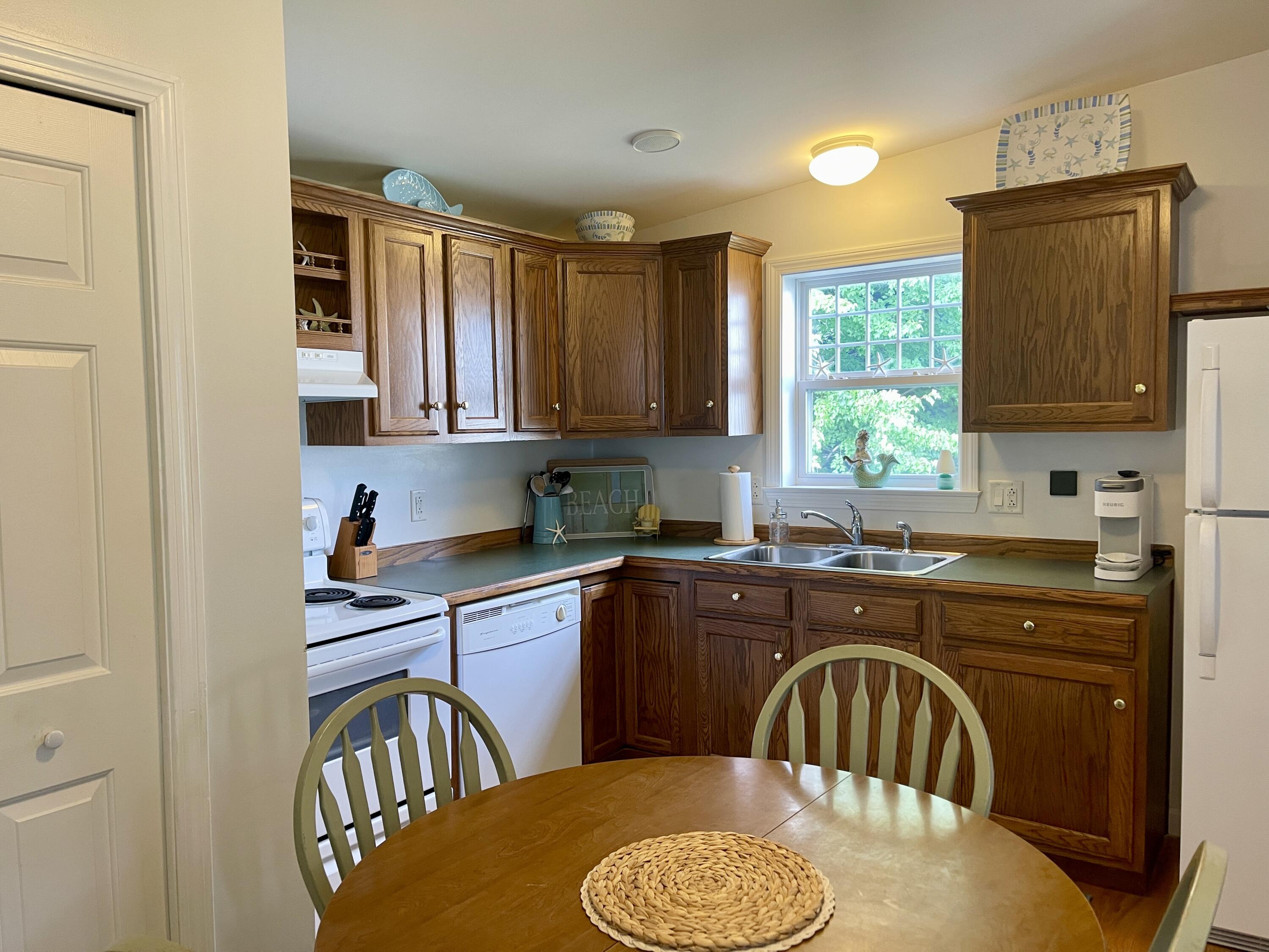 412 Post Road, Unit 118 Wells, ME 04090 - Photo 8 of 33 IMG_9532