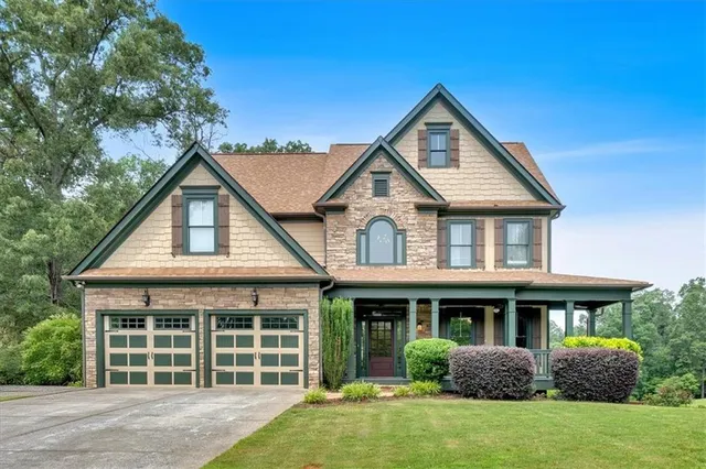 $645,000 | 17 River Walk Parkway, Euharlee, GA 30145