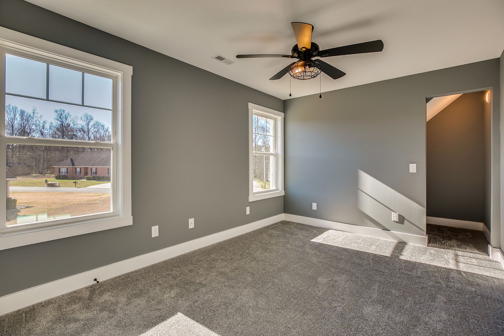 42 Post Road Manchester, TN 37355 - Photo 23 of 43 a view of an empty room with a window