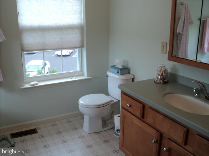 434 Buchanan Road Perkasie, PA 18944 - Photo 21 of 24 Master Bathroom