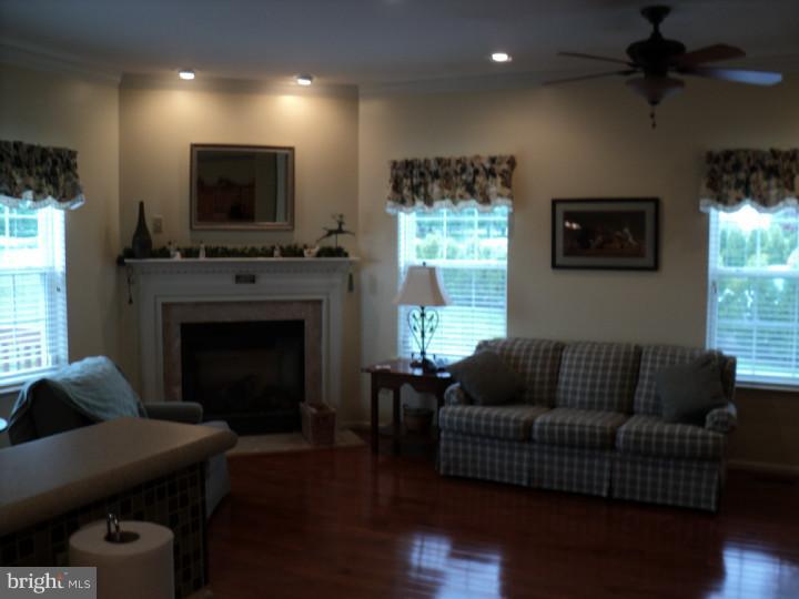 434 Buchanan Road Perkasie, PA 18944 - Photo 8 of 24 Living Room