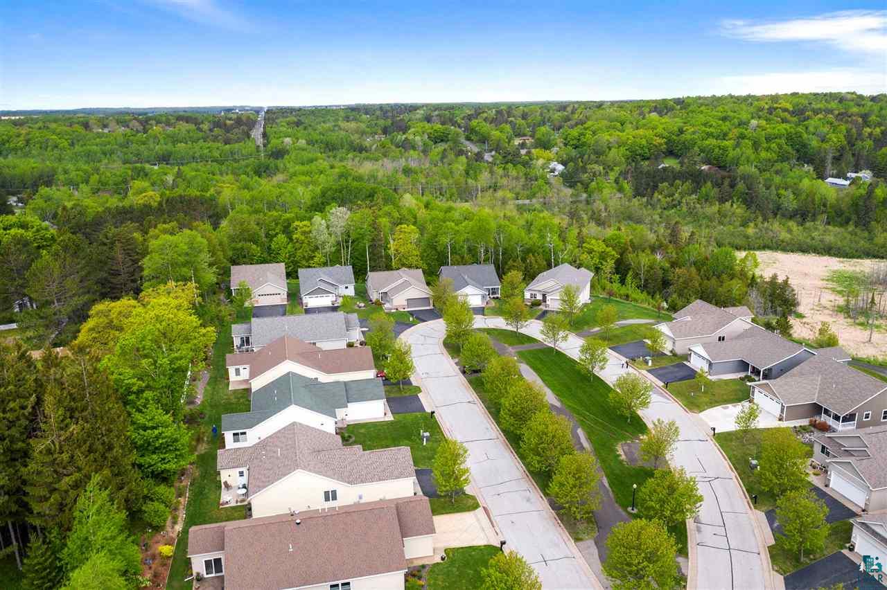 202 Bluffs Ridge Court Duluth, MN 55811 - Photo 30 of 33 Drone Footage