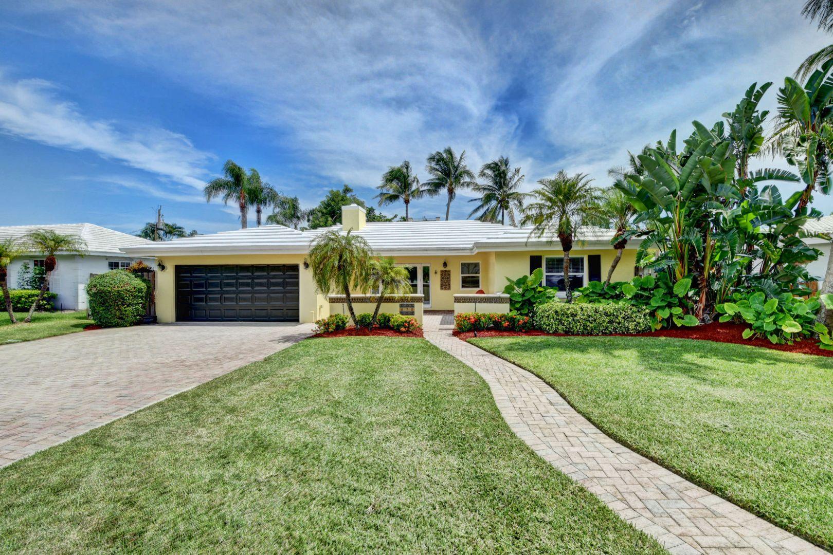 470 Northeast Spanish Trail Boca Raton, FL 33432 - Photo 42 of 42 FRONT VIEW