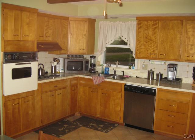 3520 Broadway Road Easton, PA 18040 - Photo 6 of 18 Gallery Image 6
