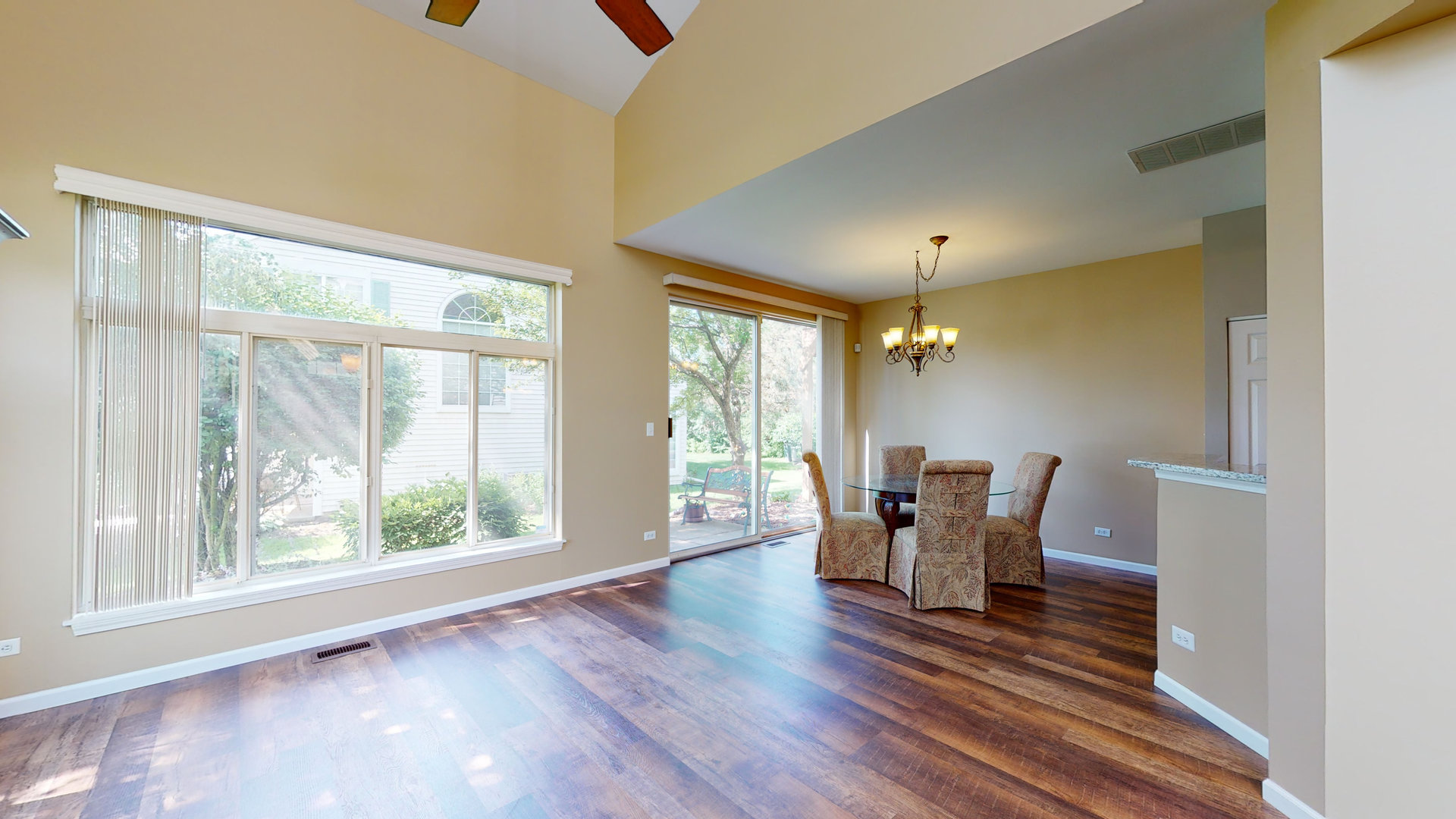 1005 Ripple Ridge Darien, IL 60561 - Photo 8 of 38