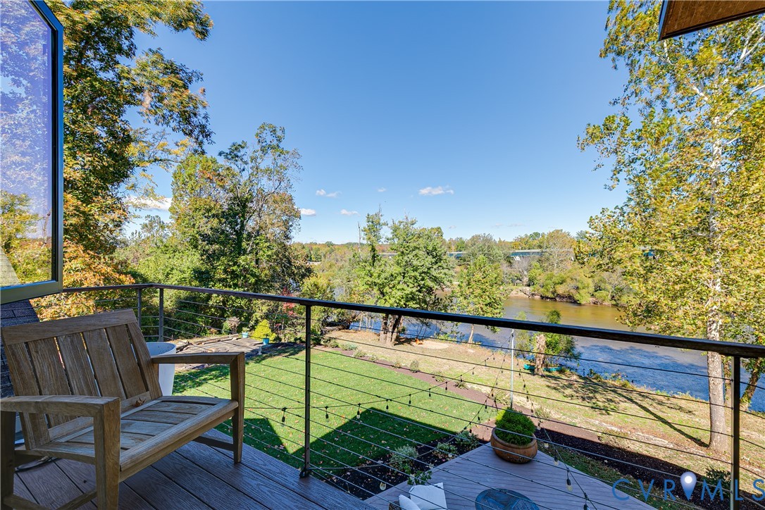 9712 Cherokee Road Richmond, VA 23235 - Photo 33 of 50 Office deck overlooking river