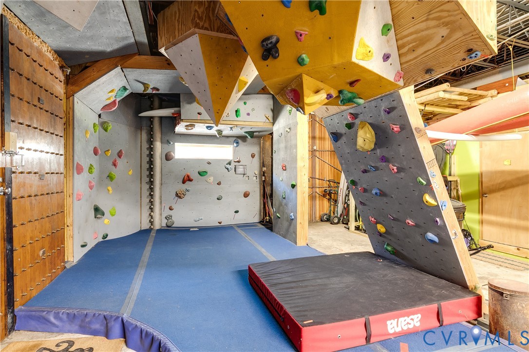 9712 Cherokee Road Richmond, VA 23235 - Photo 38 of 50 Climbing gym