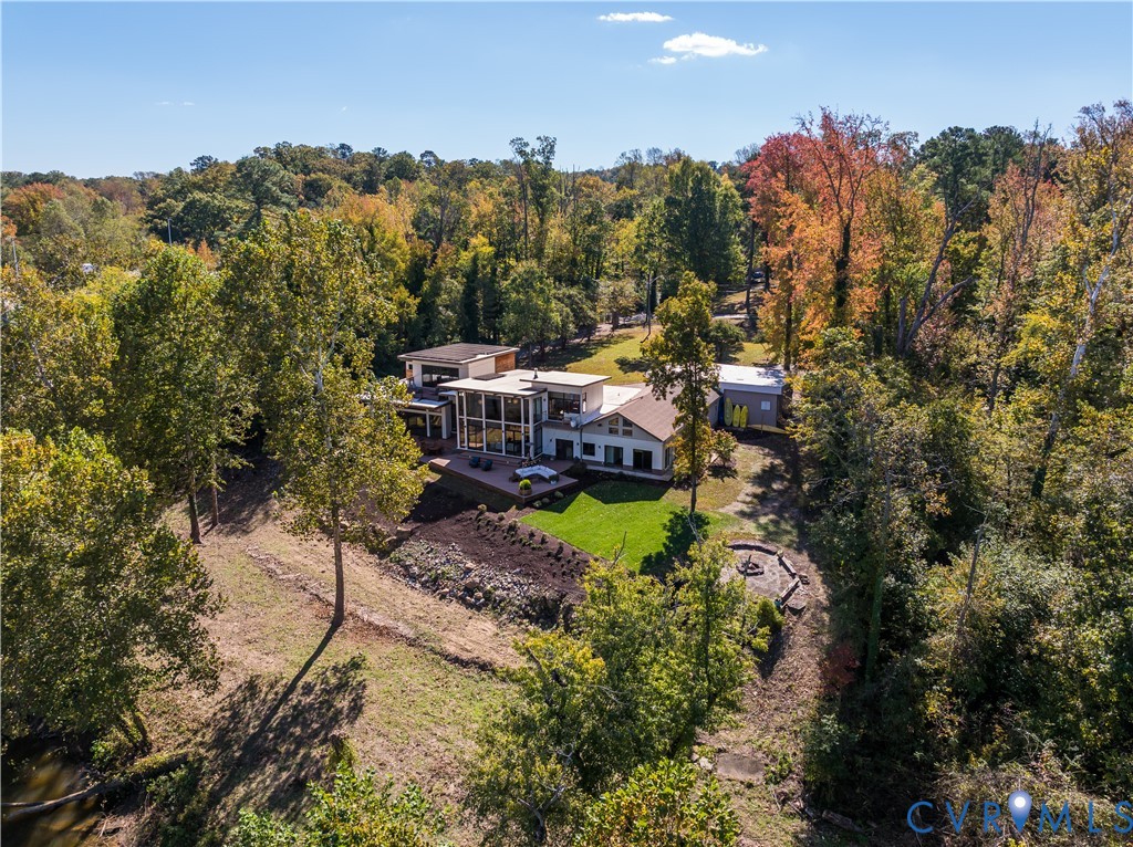 9712 Cherokee Road Richmond, VA 23235 - Photo 42 of 50 Perfectly sited well above the river with flat law