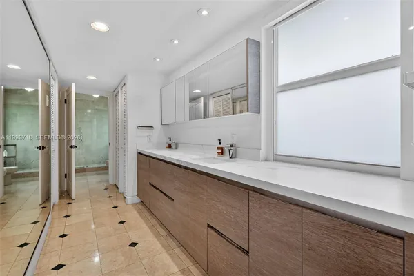 $13,500 | 3258 Riviera Drive, Coral Gables, FL 33134