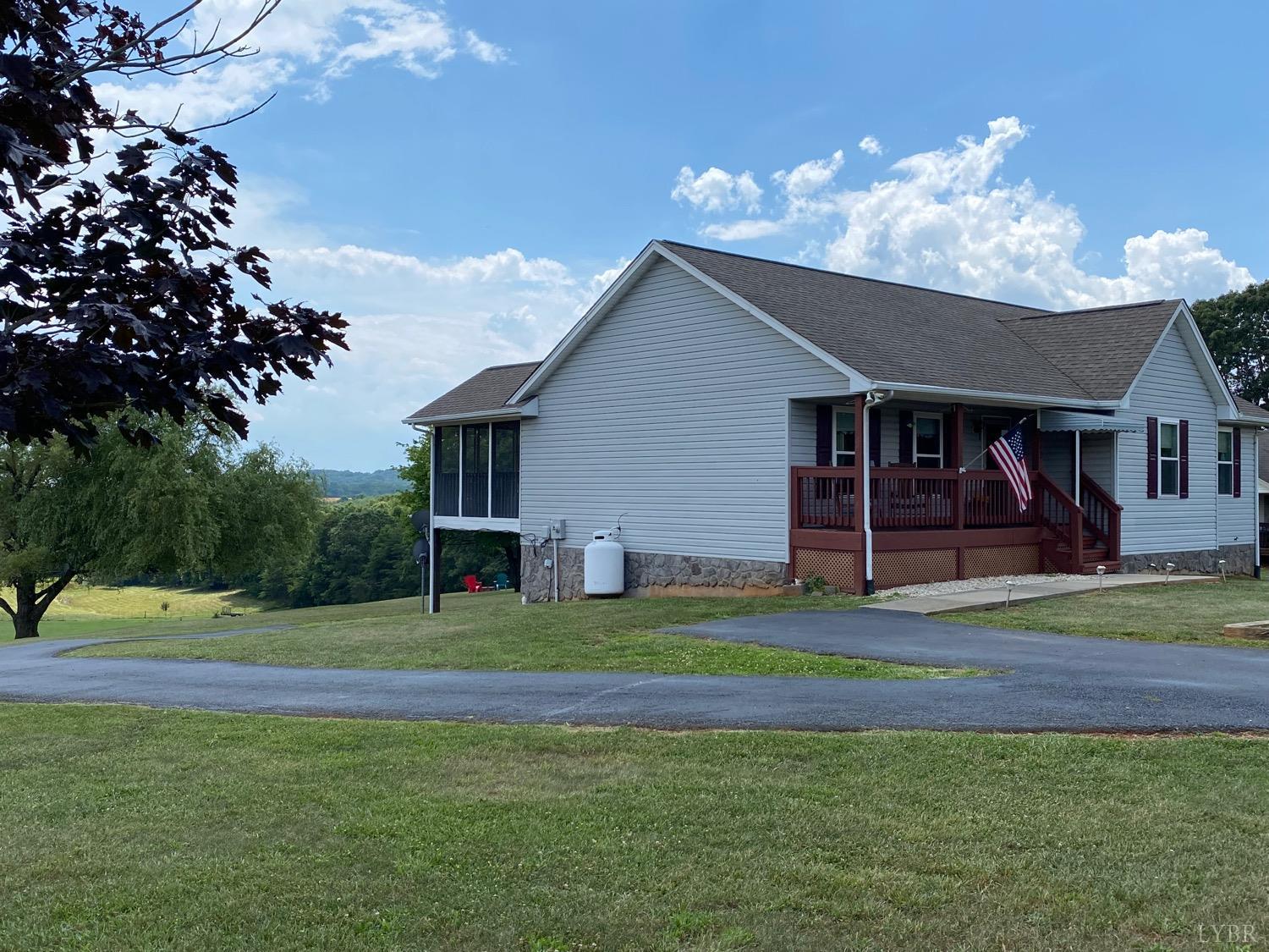 1149 Emmaus Church Road Moneta, VA 24121 - Photo 4 of 51