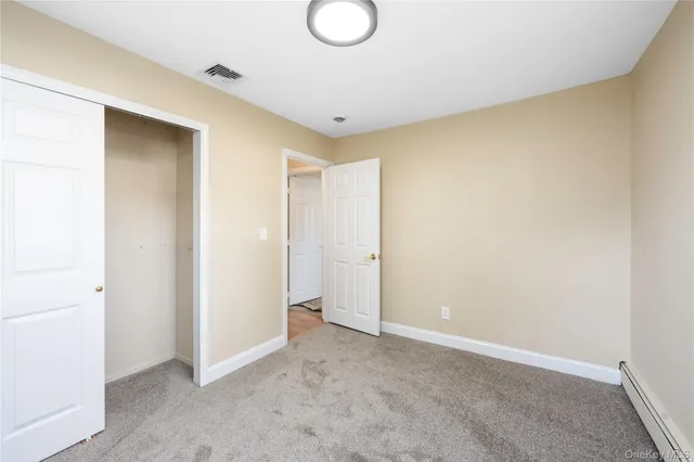 a view of a livingroom with closet