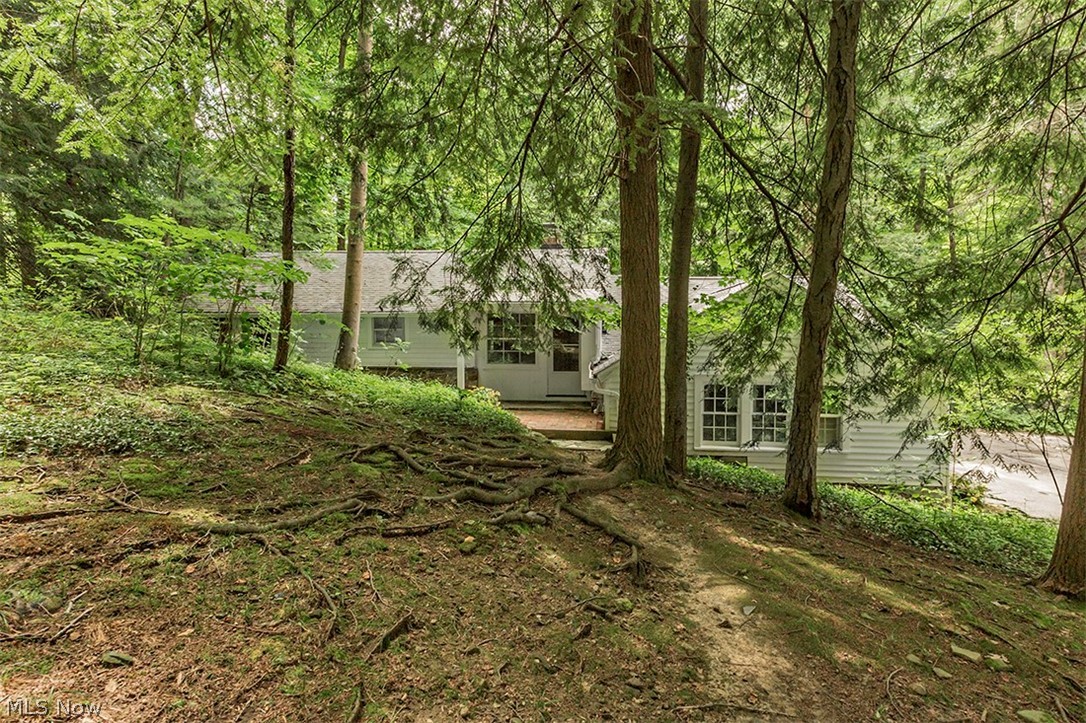 37840 Jackson Road Chagrin Falls, OH 44022 - Photo 32 of 35 Gallery Image 32