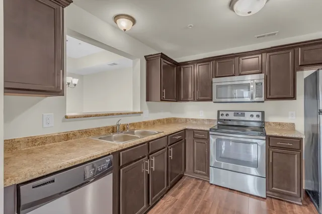 $275,000 | 8121 Lenox Creekside Drive, Unit 3, Antioch, TN 37013