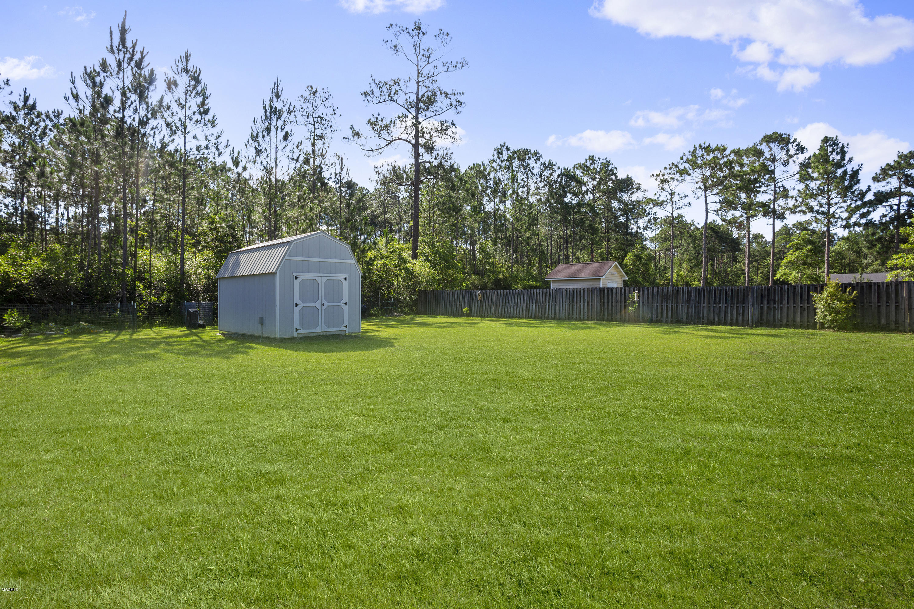 8200 Martin Bluff Road Gautier, MS 39553 - Photo 32 of 34 029