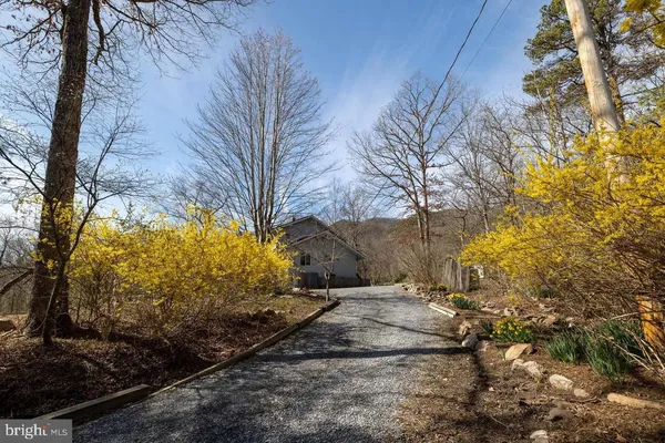 $739,000 | 1131 Page Valley Road, Luray, VA 22835