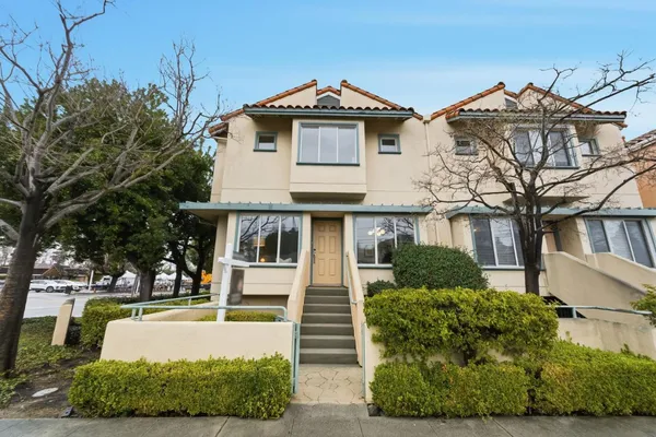 $1,190,000 | 25 McAker Court, Unit 103, San Mateo, CA 94403