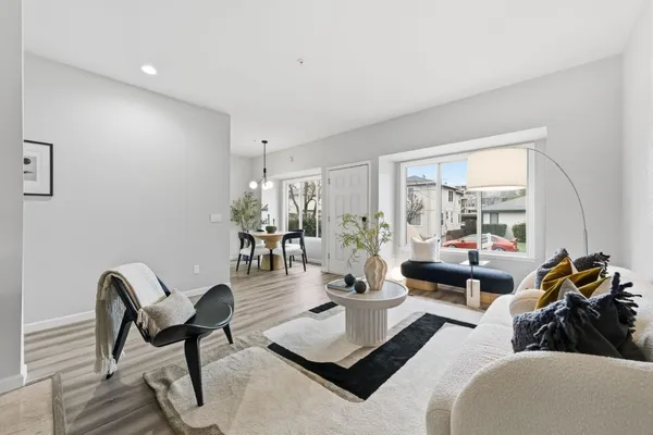 $1,190,000 | 25 McAker Court, Unit 103, San Mateo, CA 94403