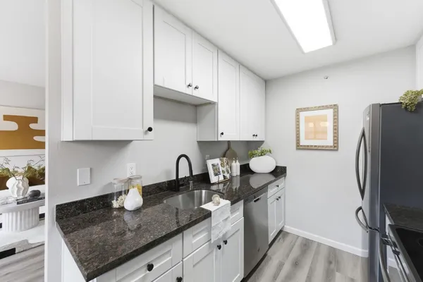 $1,190,000 | 25 McAker Court, Unit 103, San Mateo, CA 94403